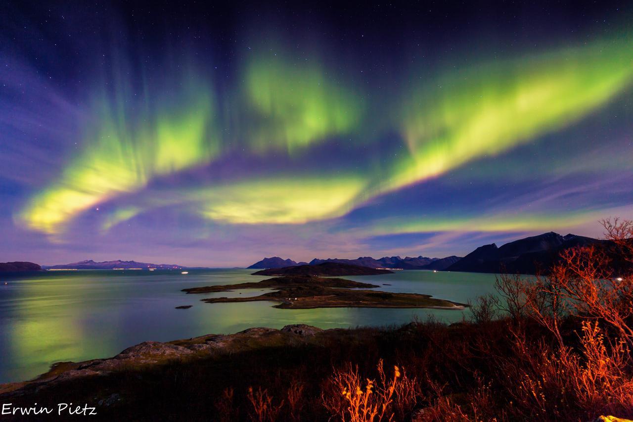 Arctic Panorama Lodge Uloybukta Екстер'єр фото