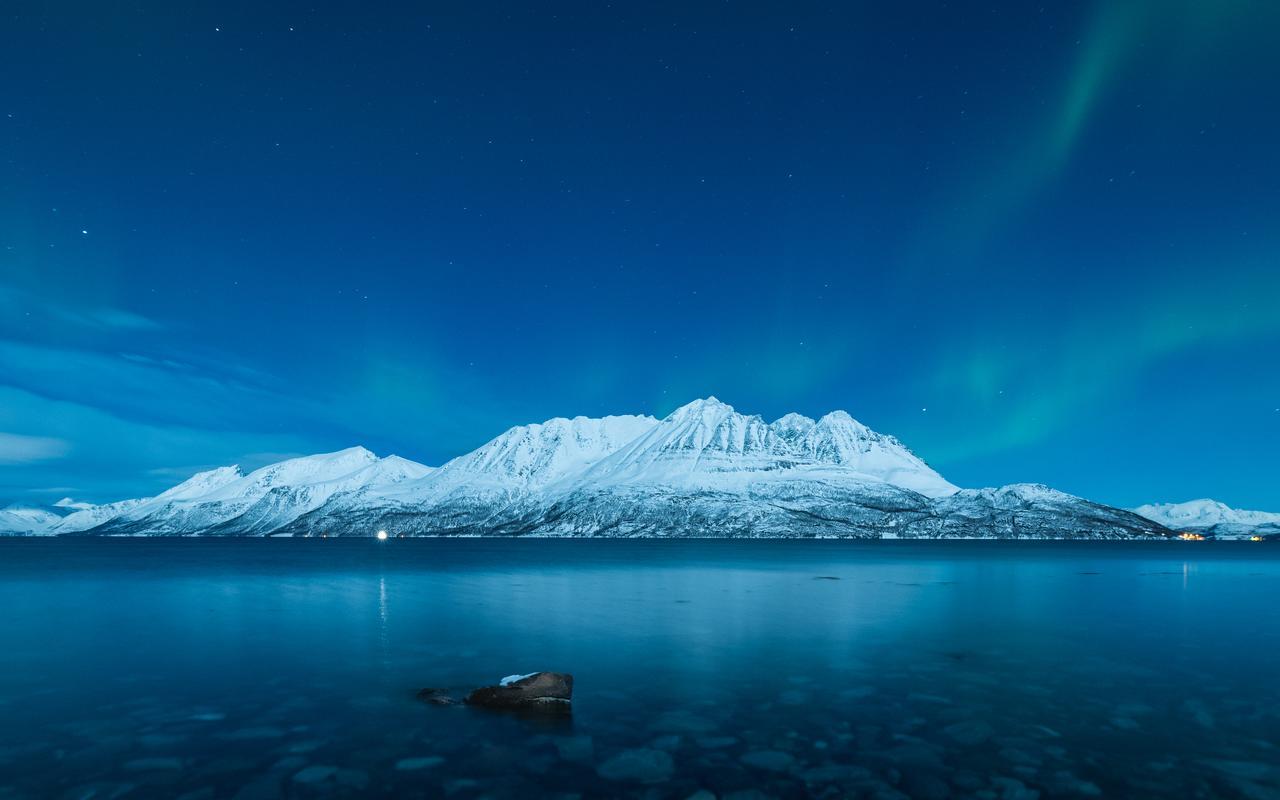 Arctic Panorama Lodge Uloybukta Екстер'єр фото